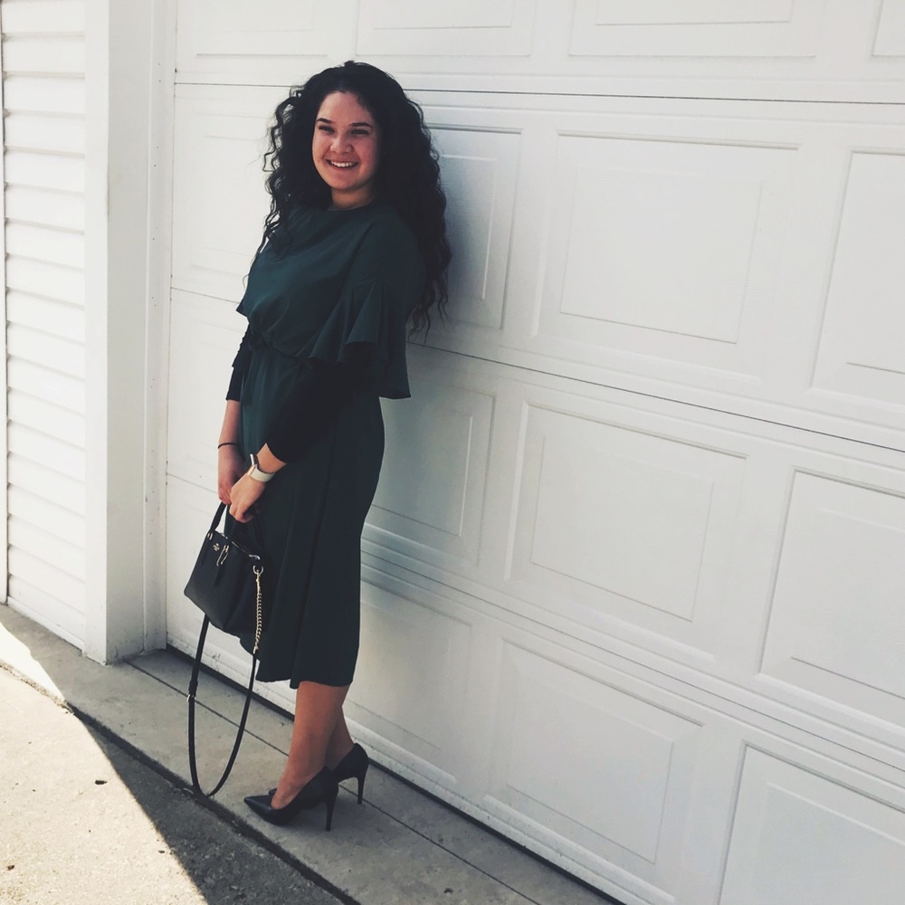 Meet your Posher, Elena